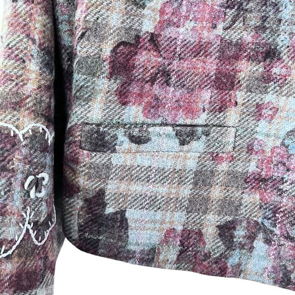 St. John Sport Plaid Wool Blend Floral Embroidered Collared Jacket Size Medium - Picture 7 of 15